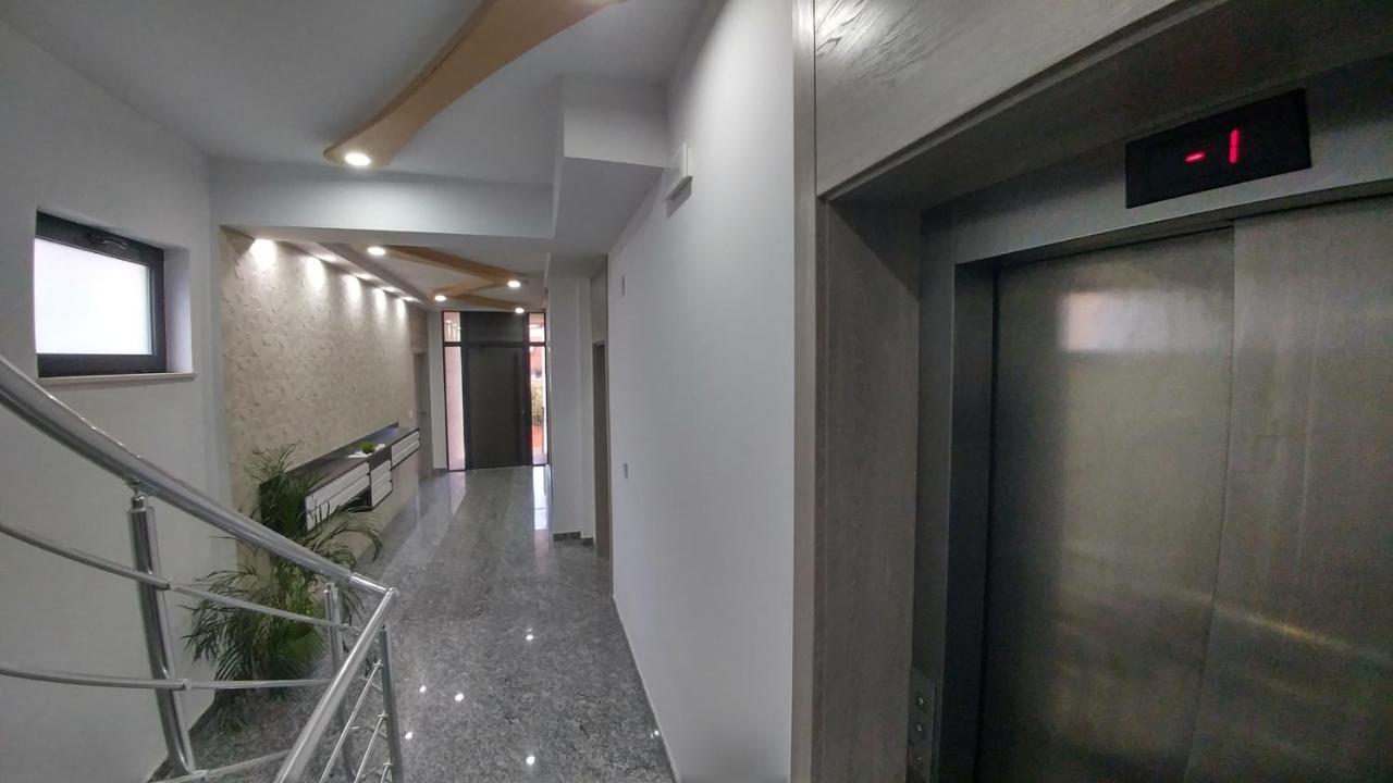 J&J Apartments Beograd Eksteriør billede