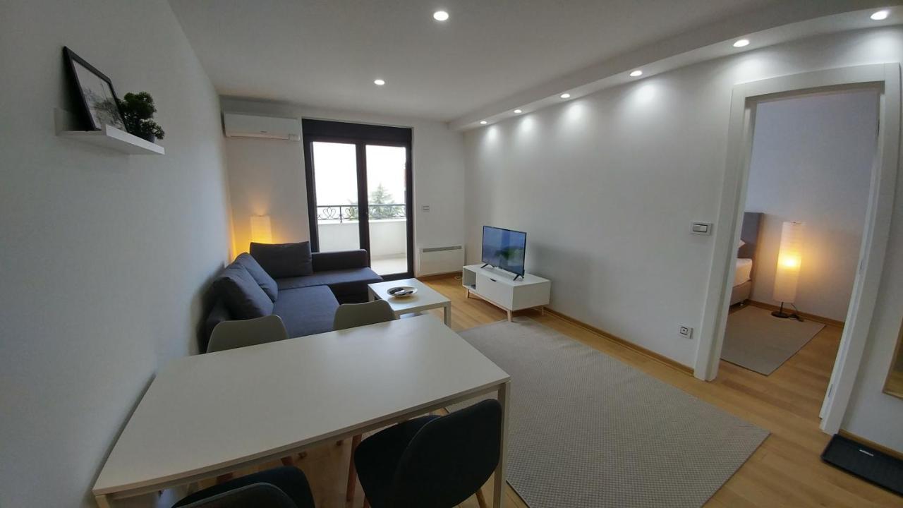J&J Apartments Beograd Eksteriør billede