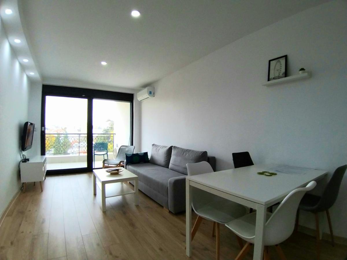 J&J Apartments Beograd Eksteriør billede